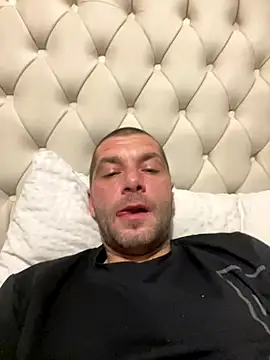 Kinkycouple142 online show from 11/17/25, 06:12