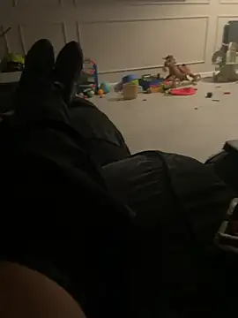 Kinkycouple142 online show from 03/25/26, 09:14