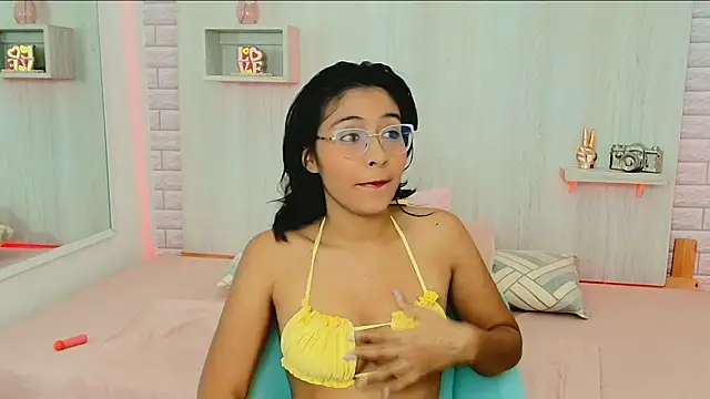 KATY LOWERY online show from 03/22/26, 02:15