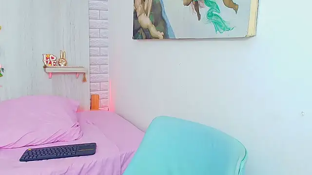 Snapshot of KATY_LOWERY chatting on 01/08/26, 03:23 KATY LOWERY online show from 01/08/26, 03:23