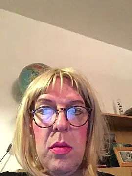 simone xdressing online show from 01/19/25, 12:49