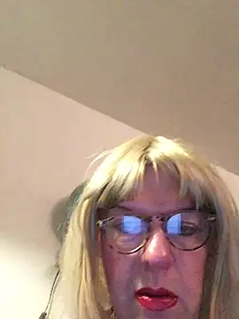 simone xdressing online show from 01/11/26, 07:54