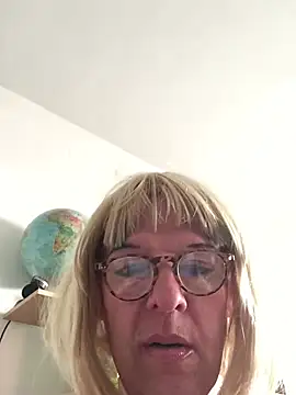 simone xdressing online show from 03/22/26, 03:35