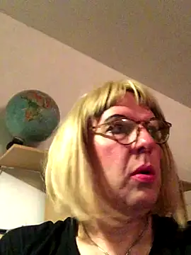 simone xdressing online show from 10/01/25, 11:30