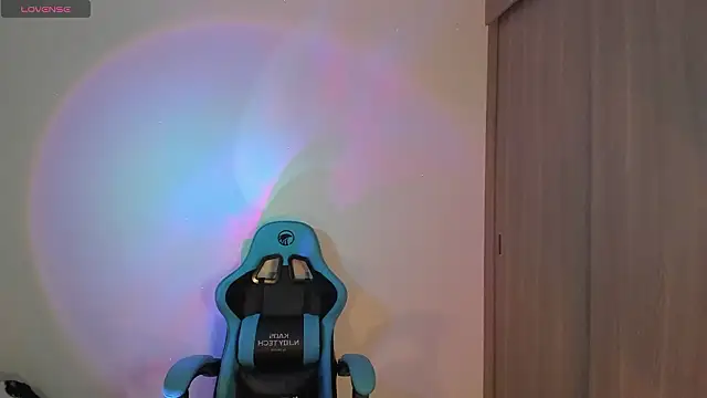 RYO BLEU  online show from 02/15/26, 03:40