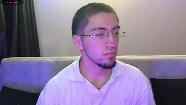 AresMassimoX online show from 03/28/26, 03:02