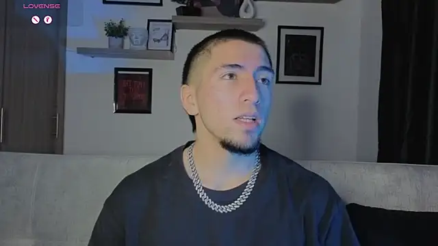 AresMassimoX online show from 11/23/25, 05:06