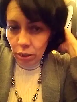 Jhanne Cherry  online show from 11/21/25, 04:22