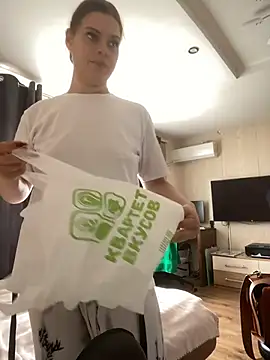Dona Mafia online show from 06/21/26, 04:07