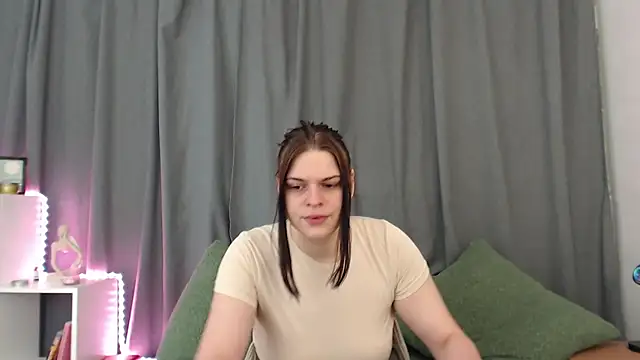 Dona Mafia online show from 11/17/25, 11:20