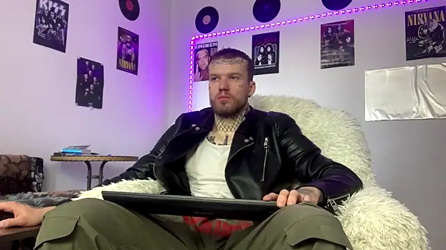 Huntall77 online show from 03/05/26, 05:26