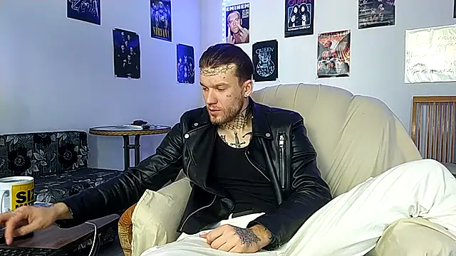 Huntall77 online show from 01/16/26, 07:45