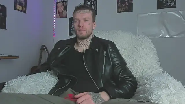 Huntall77 online show from 03/28/26, 04:46