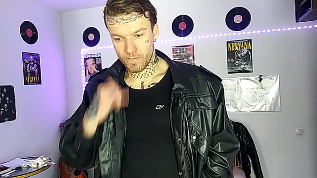 Huntall77 online show from 02/07/26, 06:32