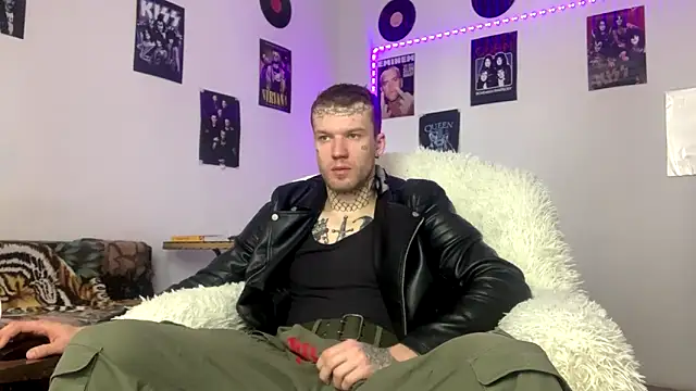 Huntall77 online show from 03/12/26, 05:13