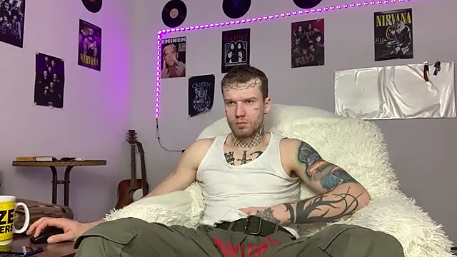 Huntall77 online show from 03/16/26, 05:44