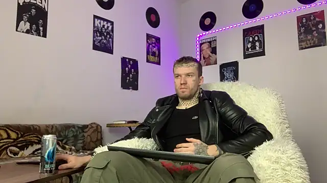 Huntall77 online show from 03/13/26, 04:50