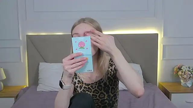 RachaelCute online show from 03/15/26, 03:57