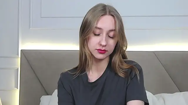 RachaelCute online show from 11/10/25, 08:52