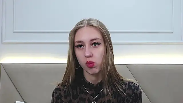 RachaelCute online show from 12/19/25, 10:17