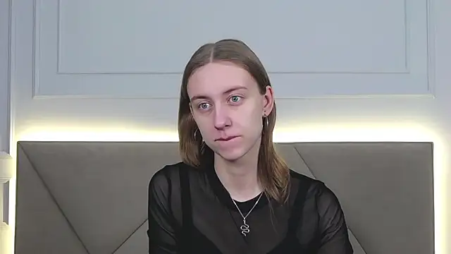 RachaelCute online show from 12/16/25, 05:00