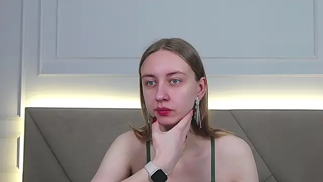 RachaelCute online show from 11/25/25, 04:24