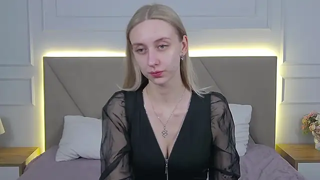 RachaelCute online show from 03/19/26, 11:21