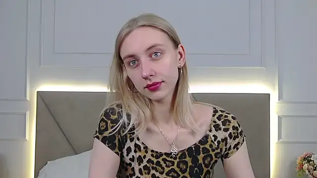 Snapshot of RachaelCute chatting on 02/21/26, 11:23 RachaelCute online show from 02/21/26, 11:23