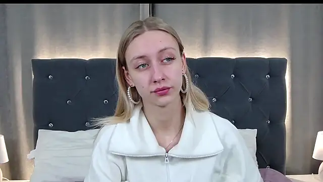 RachaelCute online show from 04/26/26, 04:10