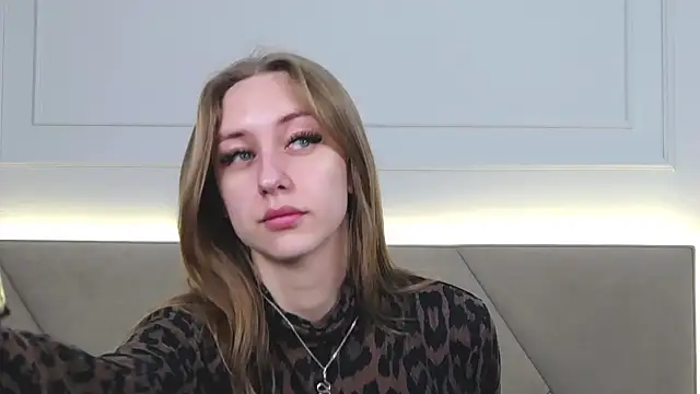 RachaelCute online show from 12/20/25, 04:15