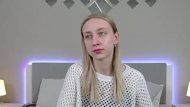 RachaelCute online show from 04/02/26, 12:01