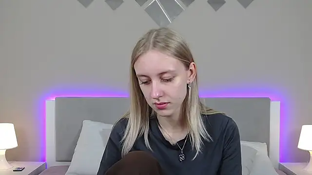 RachaelCute online show from 03/28/26, 11:11