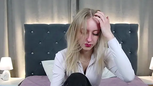 RachaelCute online show from 04/23/26, 04:19