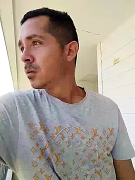 Damian-liam online show from 11/11/25, 04:57