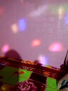 Cloud-wh online show from 12/19/25, 10:34