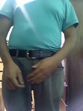 Kikke2025 online show from 04/15/26, 01:37