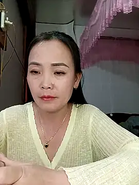 Snapshot of Feeling-hot chatting on 02/20/26, 01:02 Feeling-hot online show from 02/20/26, 01:02