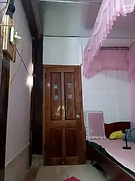 Feeling-hot online show from 03/04/26, 01:46