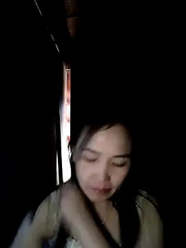 Feeling-hot online show from 12/15/25, 08:20