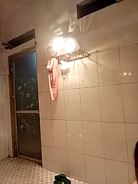 Snapshot of Feeling-hot chatting on 02/18/26, 05:20 Feeling-hot online show from 02/18/26, 05:20