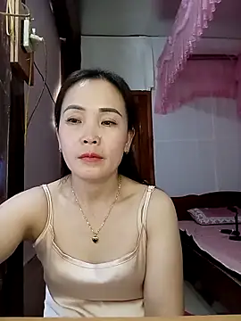 Snapshot of Feeling-hot chatting on 03/02/26, 07:15 Feeling-hot online show from 03/02/26, 07:15