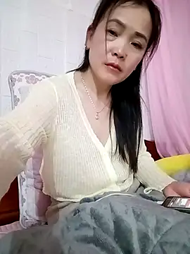 Snapshot of Feeling-hot chatting on 02/24/26, 07:04 Feeling-hot online show from 02/24/26, 07:04