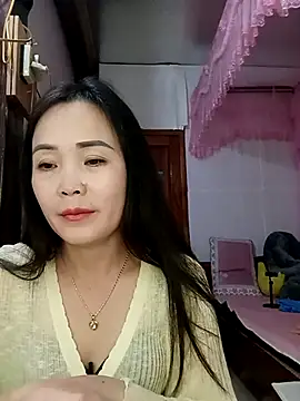 Feeling-hot online show from 03/04/26, 01:52