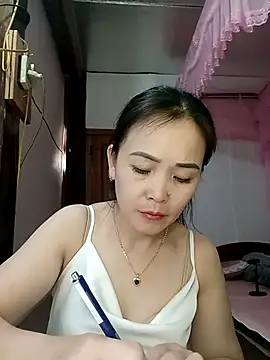 Feeling-hot online show from 03/03/26, 09:05