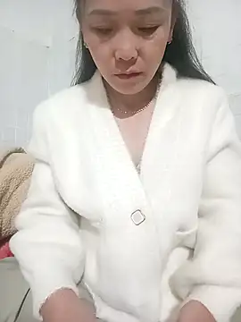 Feeling-hot online show from 12/05/25, 09:01