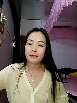 Snapshot of Feeling-hot chatting on 02/23/26, 03:08 Feeling-hot online show from 02/23/26, 03:08