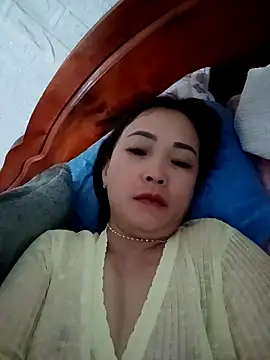 Snapshot of Feeling-hot chatting on 02/10/26, 11:26 Feeling-hot online show from 02/10/26, 11:26