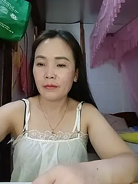 Feeling-hot online show from 05/22/26, 02:15