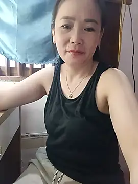 Feeling-hot online show from 05/25/26, 02:55