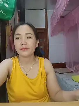 Feeling-hot online show from 05/23/26, 02:21